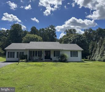 267 SKYLINE DRIVE