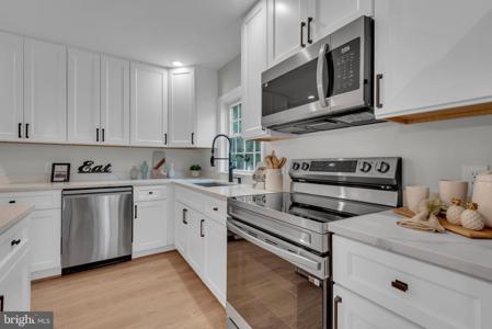 5485 SOLOMONS ISLAND ROAD