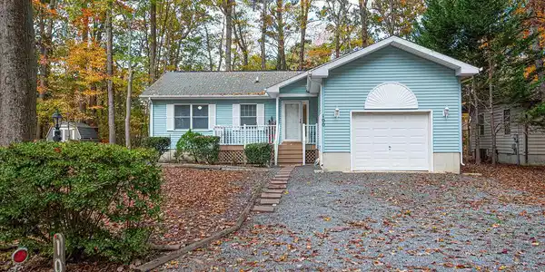 100 WHITE HORSE DRIVE