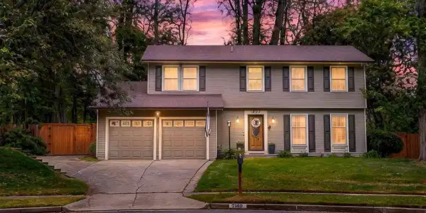 2502 TABOR COURT