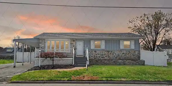 83 CASTLE HEIGHTS AVENUE