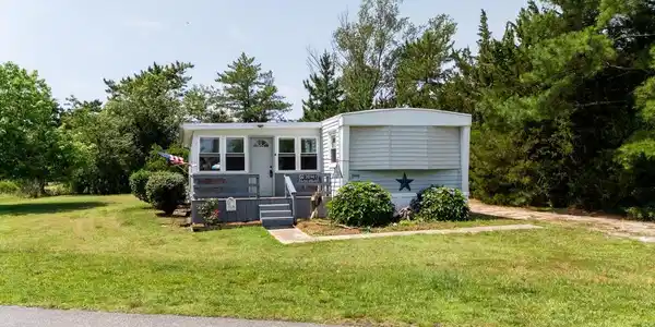 26141 HOLLYBERRY DRIVE
