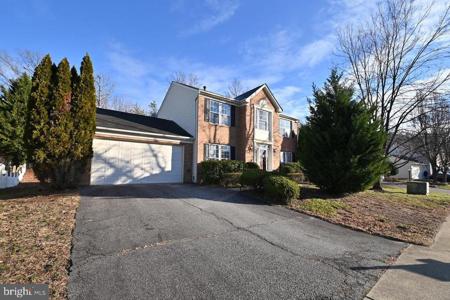 2880 MYRTLEWOOD DRIVE