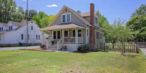 106 MAIN STREET