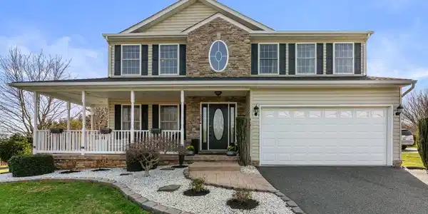 1009 DAVIS ROAD