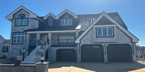 26 LEIGH DRIVE