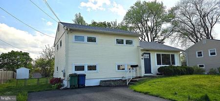 650 BRENDA LANE