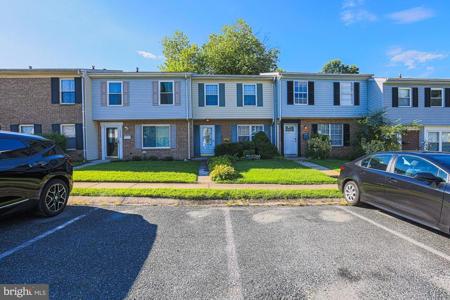 1561 CHARLESTOWN DRIVE