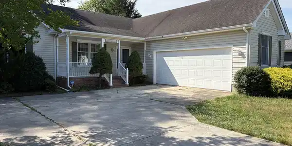 5 CANARY DRIVE