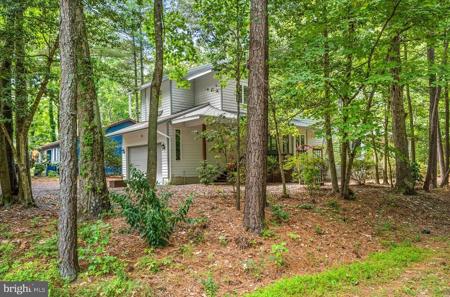 2 EDGEWOOD DRIVE