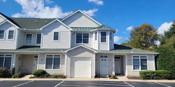 19967 SANDY BOTTOM CIRCLE