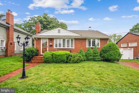 218 DALE ROAD