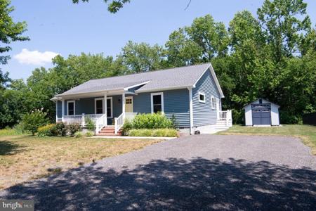 115 TRINITY COURT
