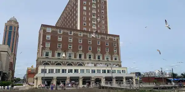 2721 BOARDWALK
