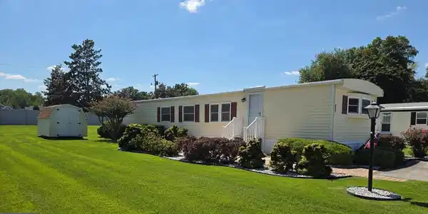 20 BRANCHWOOD DRIVE