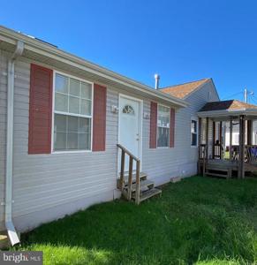 9 CYPRESS PLACE