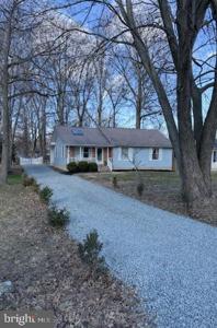 932 KIMBERLY WAY