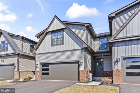 7462 MATAPEAKE LN