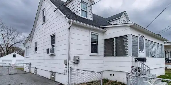 338 MAPLE AVENUE