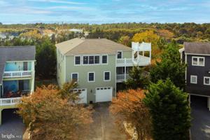 8 LIGHTHOUSE WAY