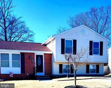 8802 GOLDEN TREE LANE
