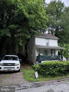 14 RACE STREET