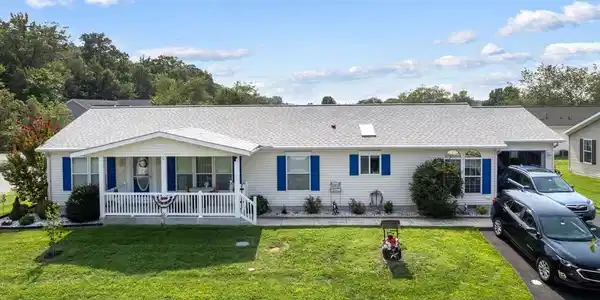 815 FARRALL DRIVE
