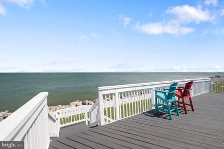 106 LIGHTHOUSE DRIVE