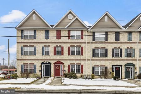 303 9TH STREET