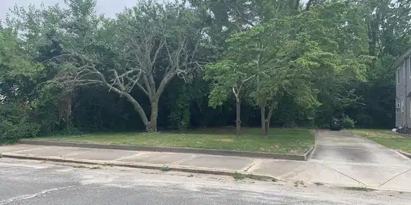88 RAILROAD AVENUE