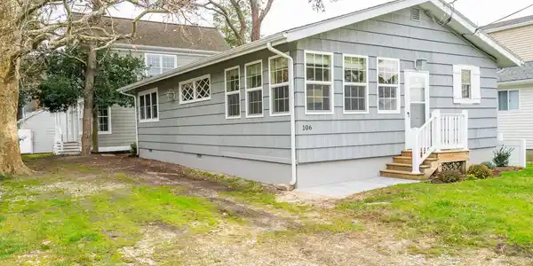 106 & 108 SAULSBURY STREET