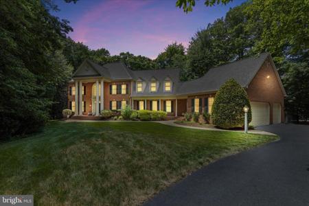1322 WINDSOR RIDGE LANE