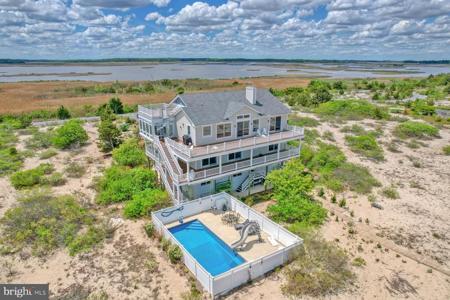 2118 BAY SHORE DRIVE