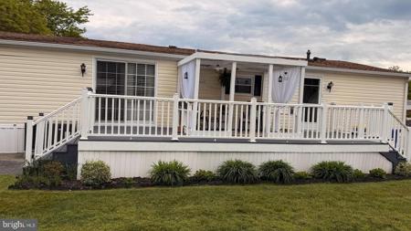 110 SKYLINE LOCUST DRIVE