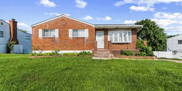 2308 HAMILTOWNE CIRCLE