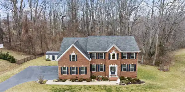 3283 HUNTSMAN DRIVE