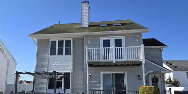 1 LIGHTHOUSE COVE