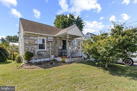 320 TAYLOR AVENUE