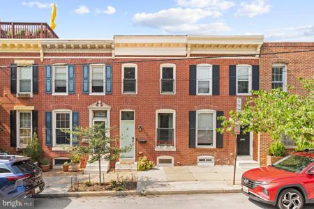 206 RANDALL STREET