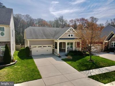 8156 MEADOWGATE CIRCLE