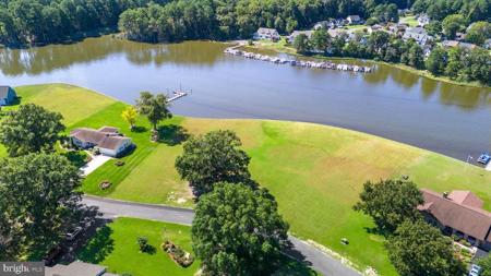 27 CREEK DRIVE