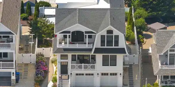 118 DOLPHIN AVENUE