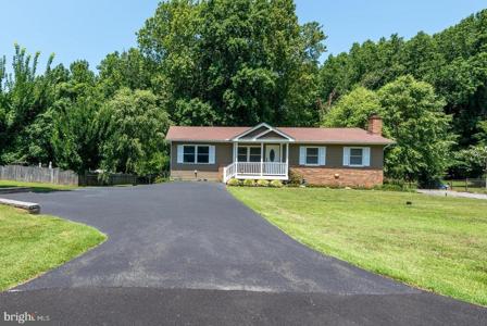1650 WALNUT ROAD