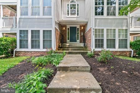 903 WOODBRIDGE COURT