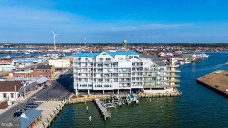 1 DOCK STREET