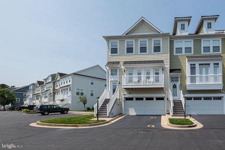 10900 HOLYSTONE LANE