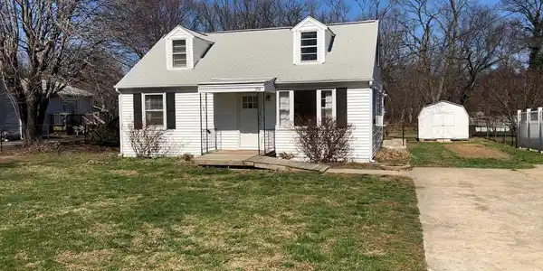 1114 BURTON STREET