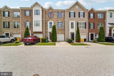 1108 CURTIS WAY
