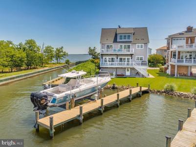 3300 SHORE DRIVE
