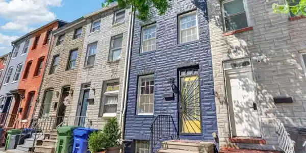 18 WASHINGTON STREET